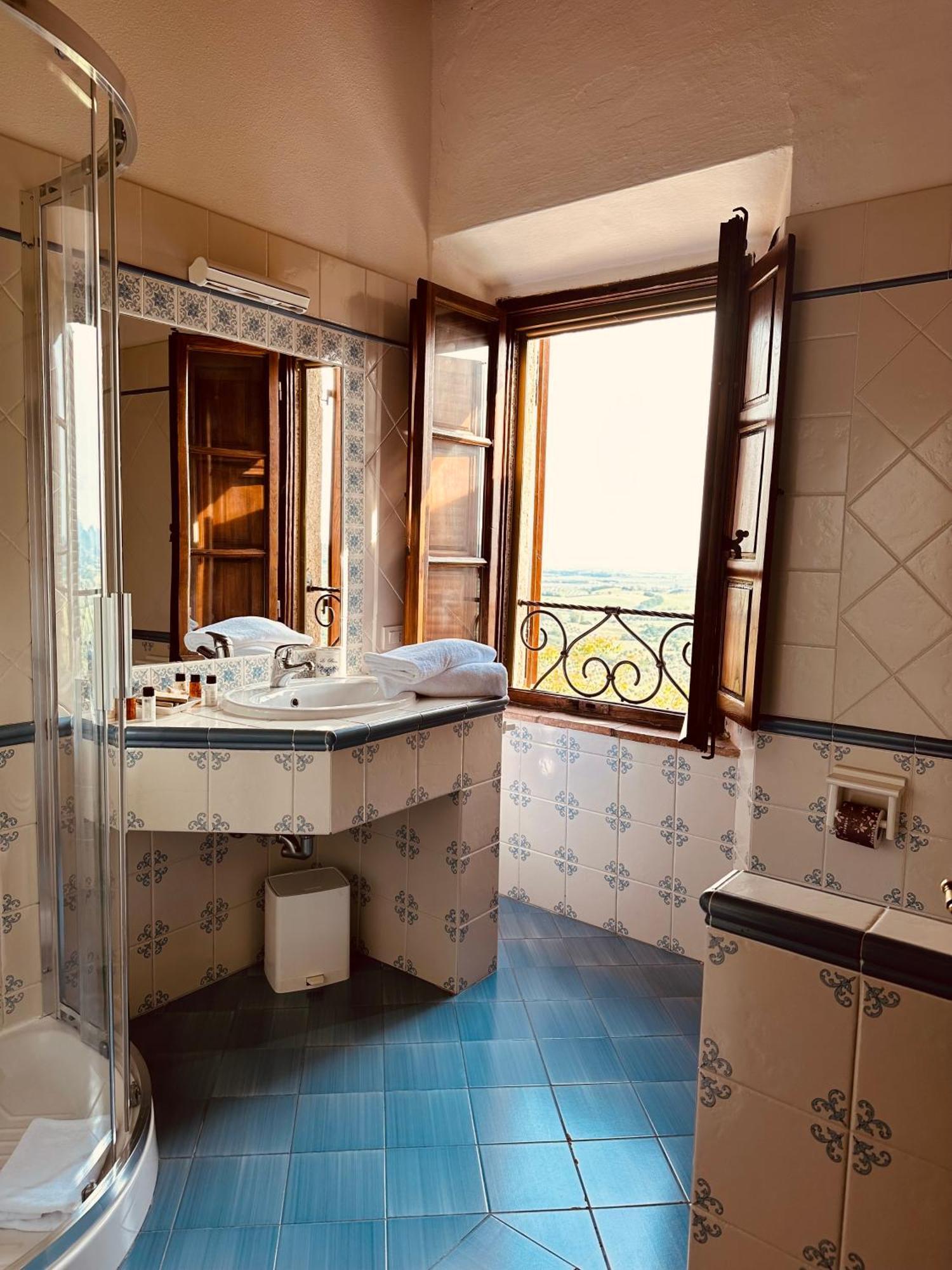 Tenuta Di Montemassi Fattoria Bagian luar foto